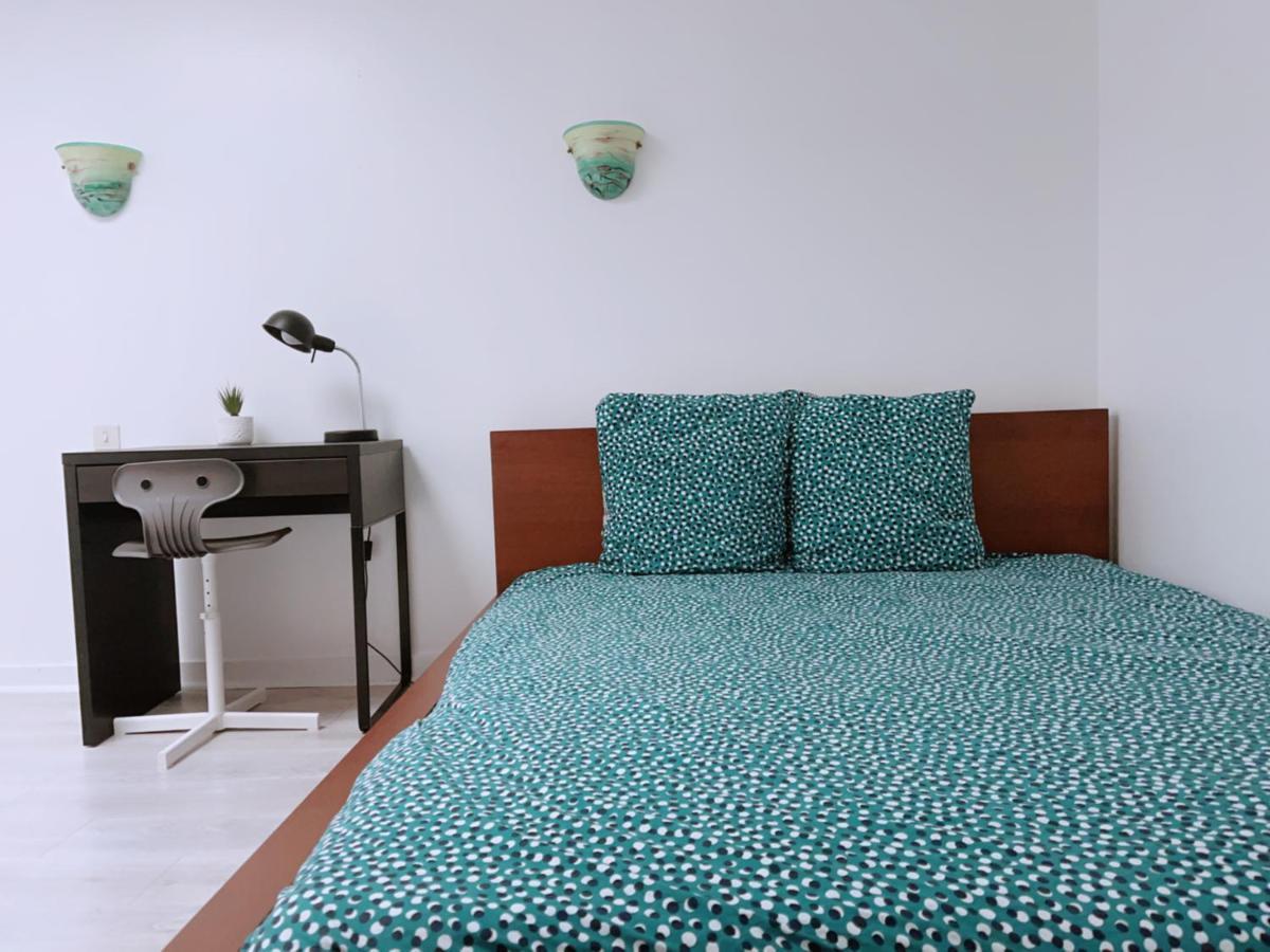 Apt 67M2 Hyper Centre: 2 Chambres, Cuisine Tv Wifi 丰特奈勒孔特 外观 照片
